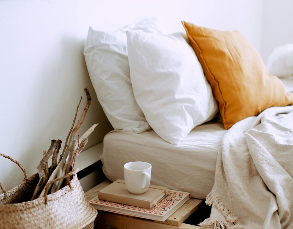 10 Quick and Effective Home Hacks for a Spotless Shine 10 Quick and Effective Home Hacks for a Spotless Shine